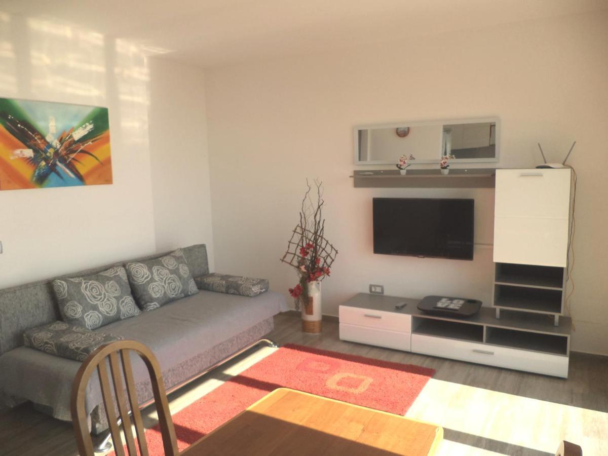 Apartment Ivy2 Ловран Екстериор снимка