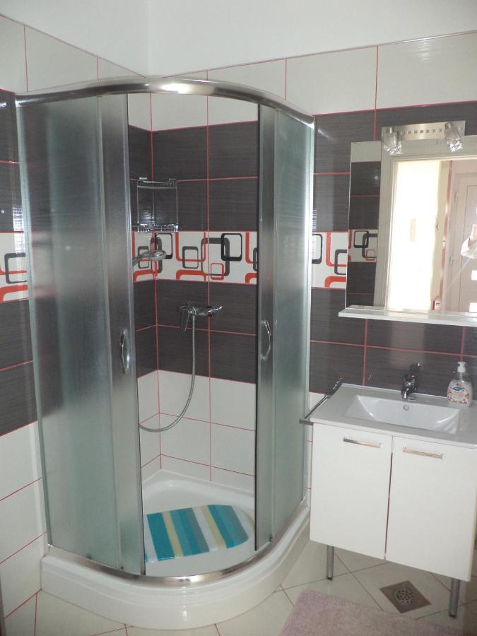 Apartment Ivy2 Ловран Екстериор снимка